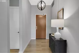 1025 NW Couch St, Portland, OR 97209 - Photo 10