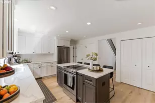 115 NE 39th Ave, Hillsboro, OR 97124 - Photo 16