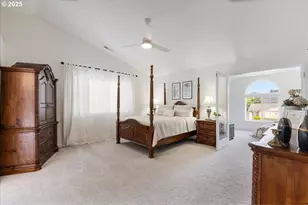 115 NE 39th Ave, Hillsboro, OR 97124 - Photo 22