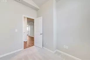 9019 N Dogwood St, Camas, WA 98607 - Photo 6