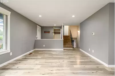 2024 SW Tegart Ave, Gresham, OR 97080 - Photo 8