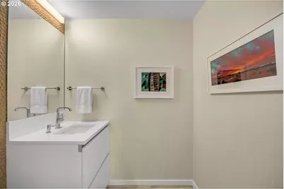 1075 NW Northrup St #514, Portland, OR 97209 - Photo 22