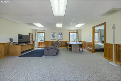 45632 McKenzie Hwy, Vida, OR 97488 - Photo 10