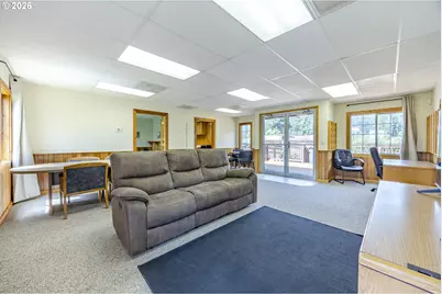 45632 McKenzie Hwy, Vida, OR 97488 - Photo 18