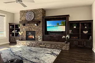 61072 Manhae Loop, Bend, OR 97702 - Photo 14
