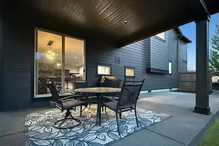 61072 Manhae Loop, Bend, OR 97702 - Photo 32