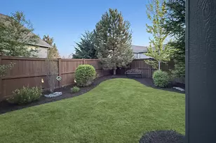 61072 Manhae Loop, Bend, OR 97702 - Photo 28