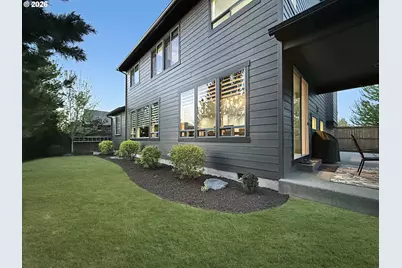 61072 Manhae Loop, Bend, OR 97702 - Photo 30