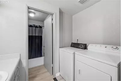 87988 6th St, Veneta, OR 97487 - Photo 14