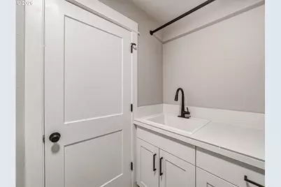 836 NE 17th Ave, Canby, OR 97013 - Photo 38