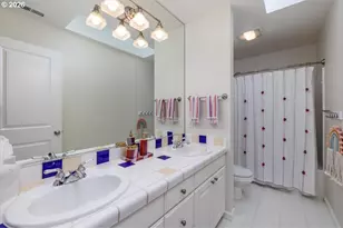 268 NW 93rd Pl, Portland, OR 97229 - Photo 30