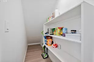 109 Hill Dr, Cathlamet, WA 98612 - Photo 12