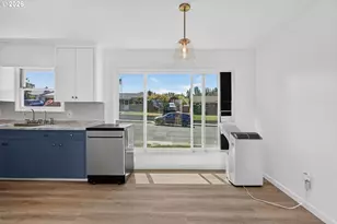 727 E 19th St, The Dalles, OR 97058 - Photo 16