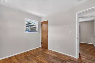 727 E 19th St, The Dalles, OR 97058 - Photo 28
