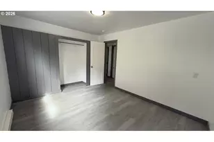 450 Commercial St, Astoria, OR 97103 - Photo 8