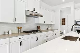 4958 N Adams Ct, Camas, WA 98607 - Photo 10