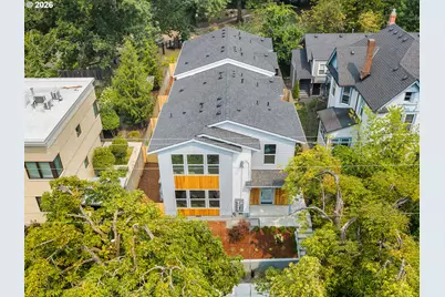 2733 SE Clinton St, Portland, OR 97202 - Photo 1