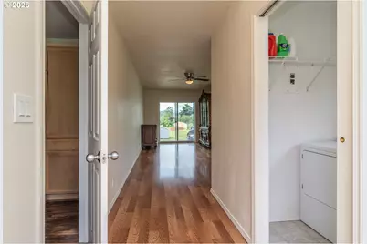 108 SE Apple St, Oakland, OR 97462 - Photo 18