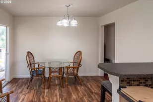 108 SE Apple St, Oakland, OR 97462 - Photo 10