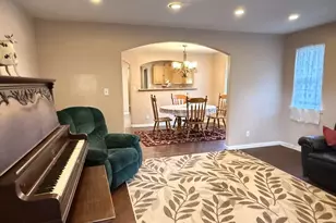 [Address not provided], Eugene, OR 97404 - Photo 4