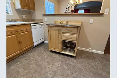 [Address not provided], Eugene, OR 97404 - Photo 6