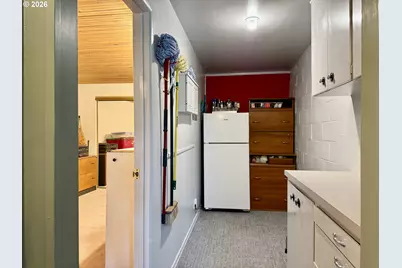 100 W Johanna Ct, Newberg, OR 97132 - Photo 24