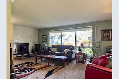 100 W Johanna Ct, Newberg, OR 97132 - Photo 4