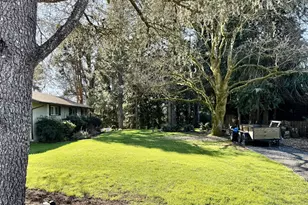 100 W Johanna Ct, Newberg, OR 97132 - Photo 28