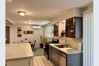 100 W Johanna Ct, Newberg, OR 97132 - Photo 14