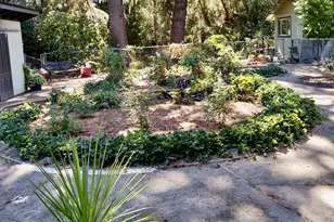 100 W Johanna Ct, Newberg, OR 97132 - Photo 32