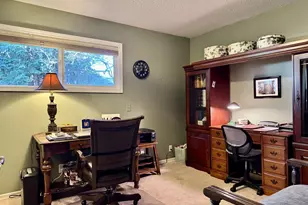 100 W Johanna Ct, Newberg, OR 97132 - Photo 10