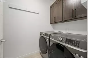 2845 Harlow Rd, Eugene, OR 97401 - Photo 22