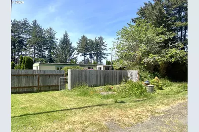 90884 Hollywood Ln, Coos Bay, OR 97420 - Photo 14