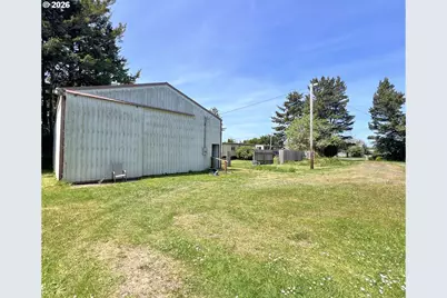 90884 Hollywood Ln, Coos Bay, OR 97420 - Photo 1