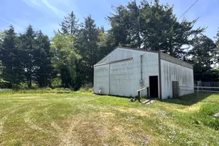 90884 Hollywood Ln, Coos Bay, OR 97420 - Photo 2