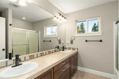 1921 NE 114th Ave, Portland, OR 97220 - Photo 26