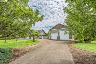 26250 S Milk Creek Cir, Mulino, OR 97042 - Photo 42