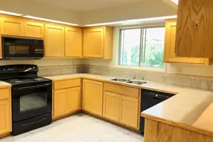 1649 NW Martin Ave, Roseburg, OR 97471 - Photo 12