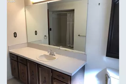 1649 NW Martin Ave, Roseburg, OR 97471 - Photo 20