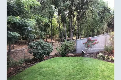 1649 NW Martin Ave, Roseburg, OR 97471 - Photo 26