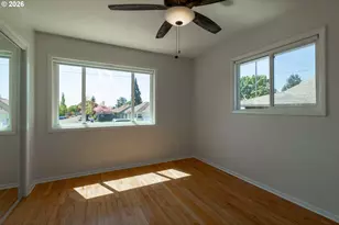 2404 E 13th St, Vancouver, WA 98661 - Photo 8