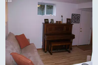 2404 E 13th St, Vancouver, WA 98661 - Photo 16