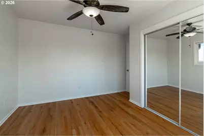 2404 E 13th St, Vancouver, WA 98661 - Photo 8