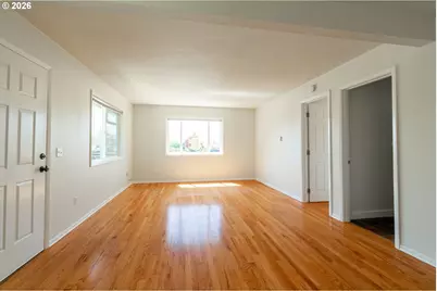 2404 E 13th St, Vancouver, WA 98661 - Photo 4