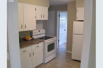 2404 E 13th St, Vancouver, WA 98661 - Photo 14