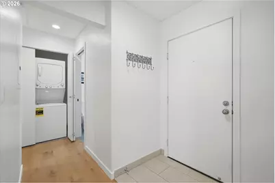 5250 S Landing Dr #304B1, Portland, OR 97239 - Photo 20