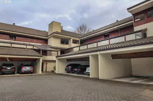 5250 S Landing Dr, Portland, OR 97239 - Photo 1