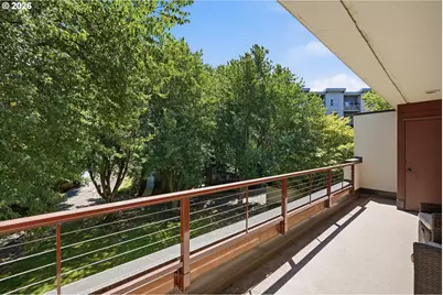 5250 S Landing Dr #304B1, Portland, OR 97239 - Photo 16