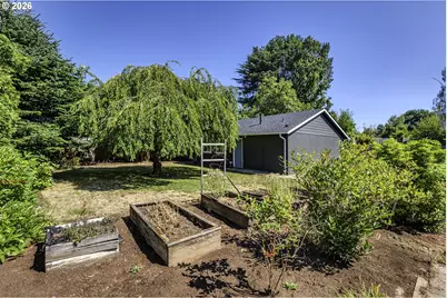 352 SW 6th Ave, Canby, OR 97013 - Photo 32