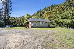 502 North Ave, Drain, OR 97435 - Photo 14